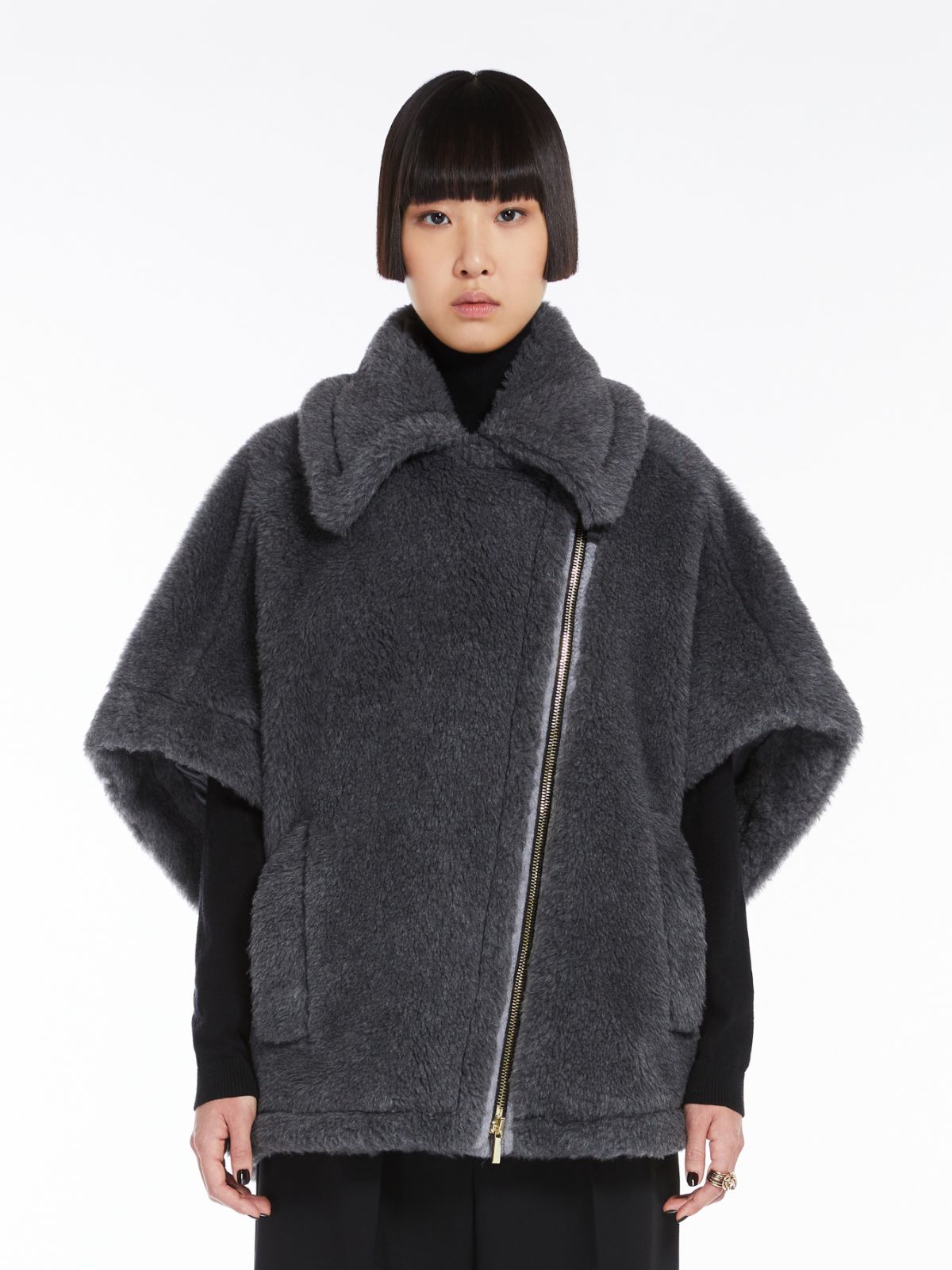 Biker jacket cape in wool and alpaca Teddy fabric