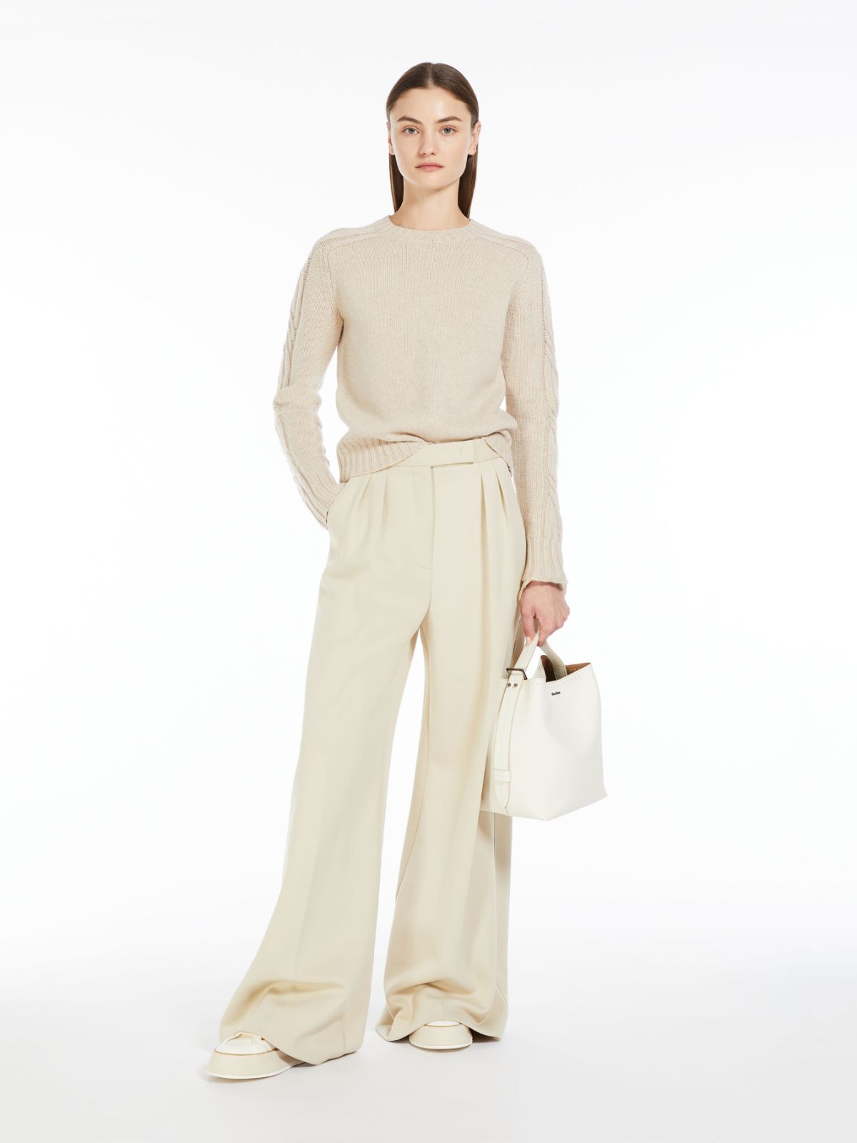 Pure cashmere crew-neck jumper