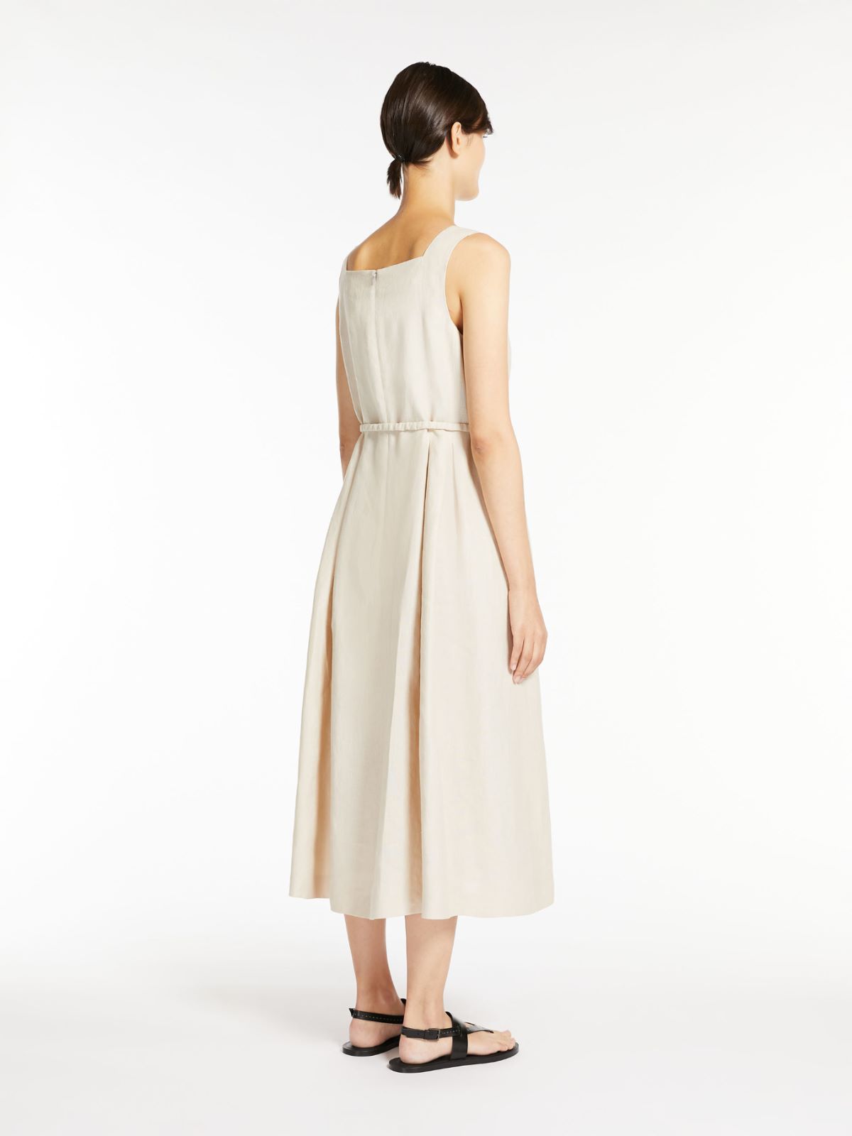 Linen dress with belt
