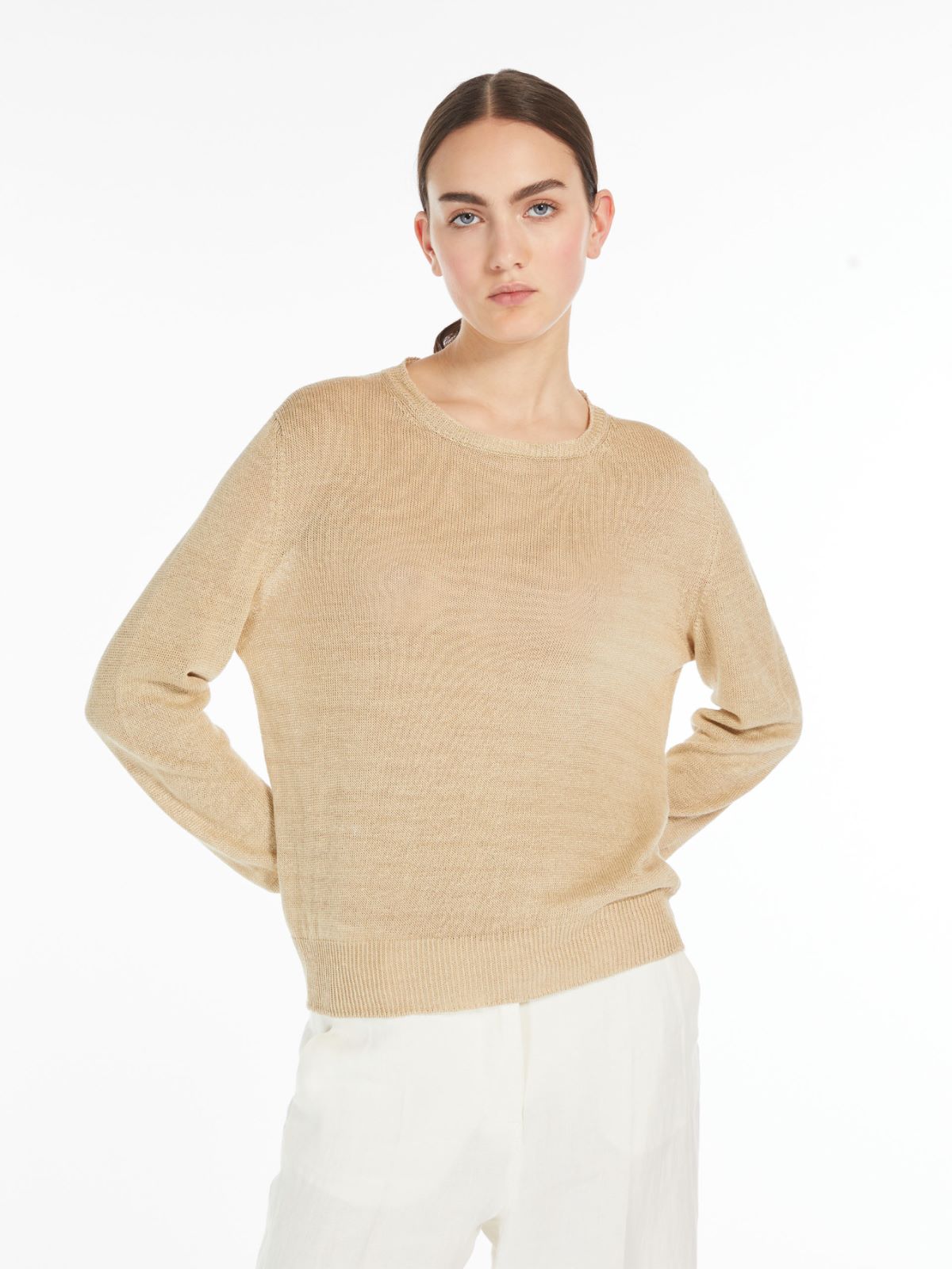 Linen yarn sweater