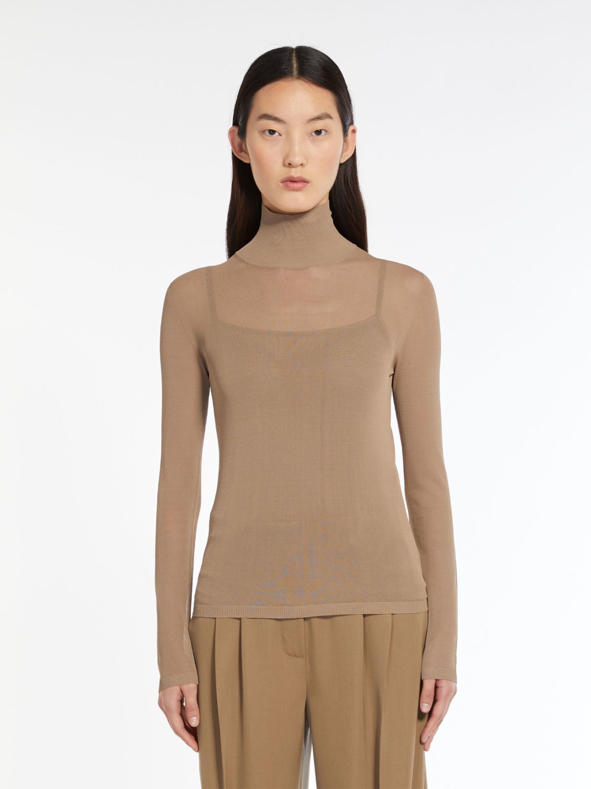 Viscose yarn turtleneck