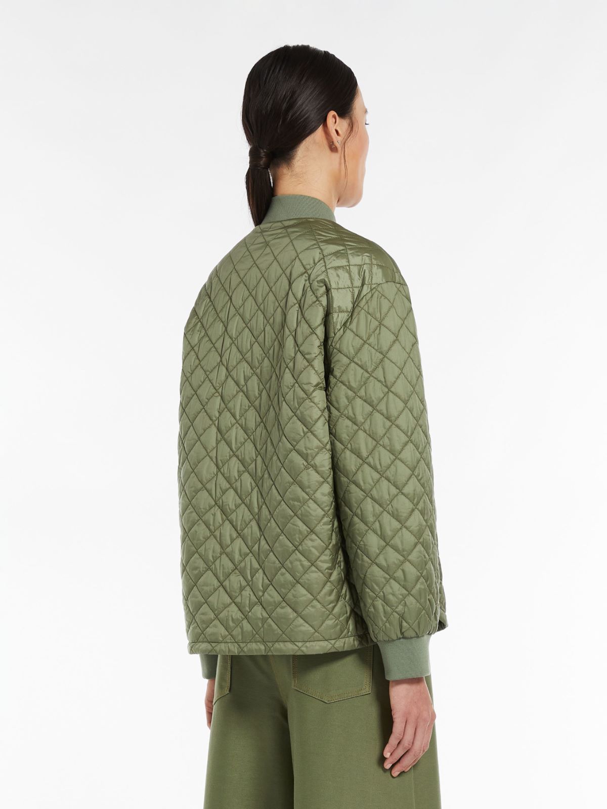 Water-repellent technical fabric jacket