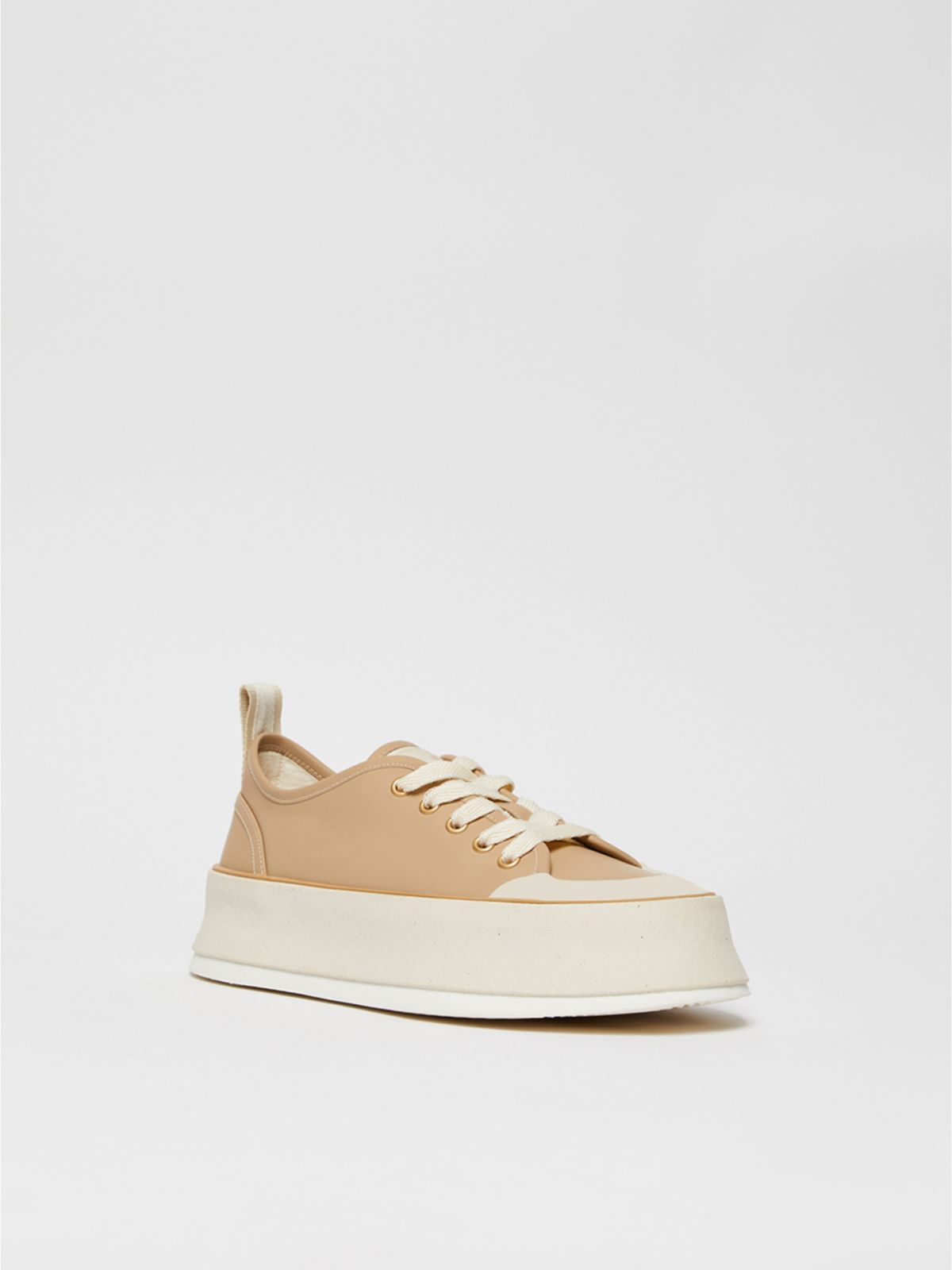 Smooth leather sneakers