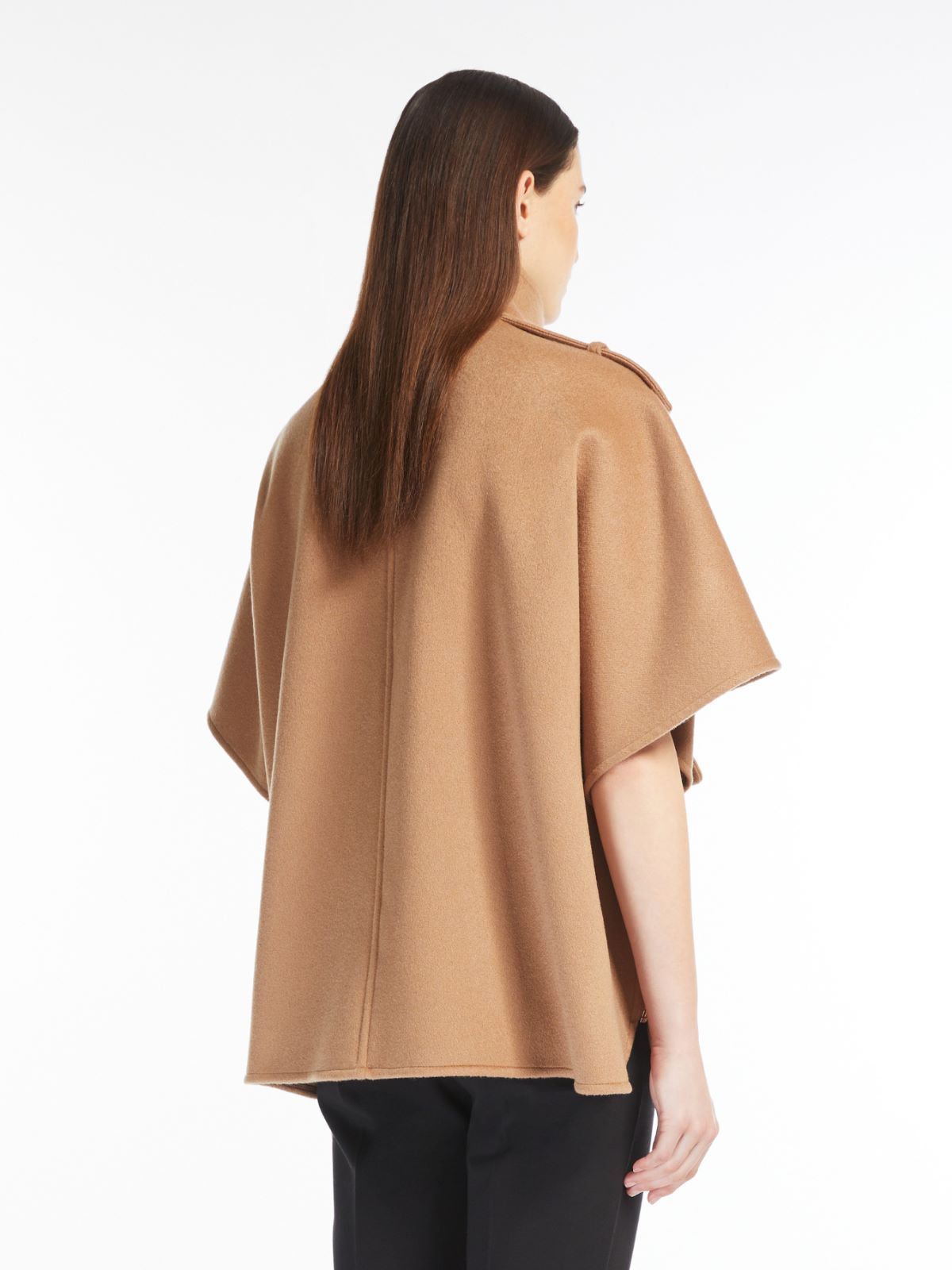 Lightweight cashmere cape