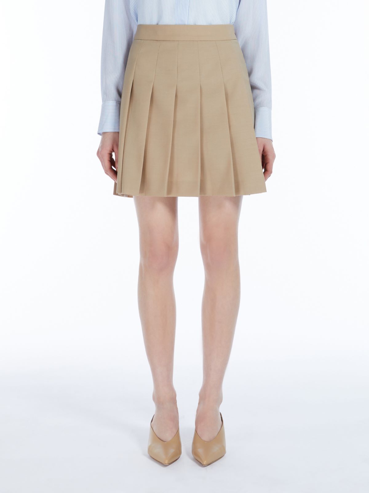 Pleated gabardine skirt