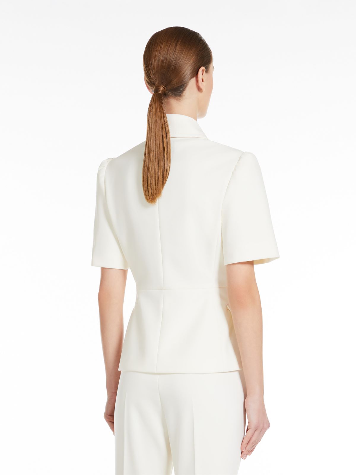 Fitted jacket in stretch sablé