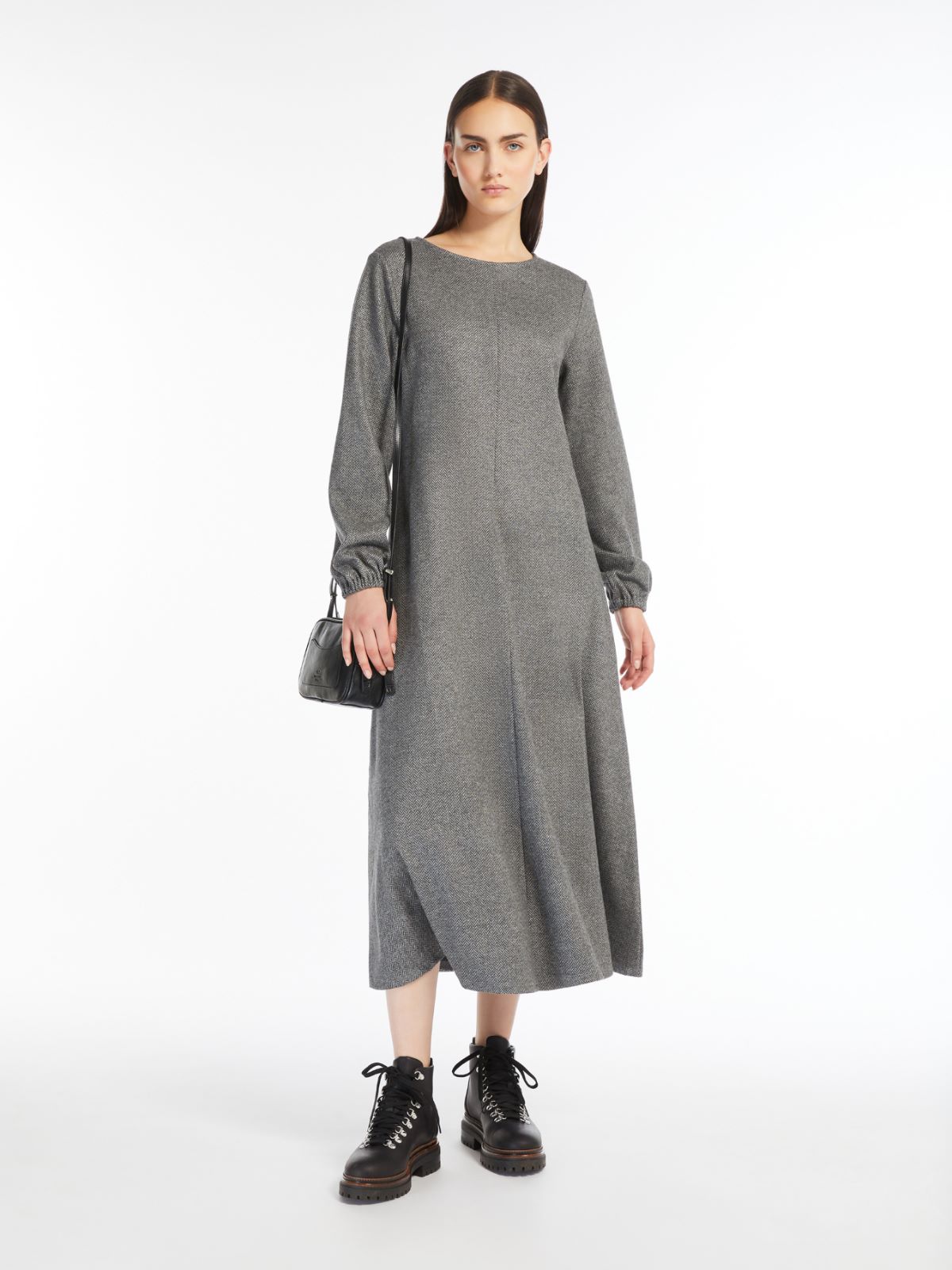Flowing jacquard jersey dress