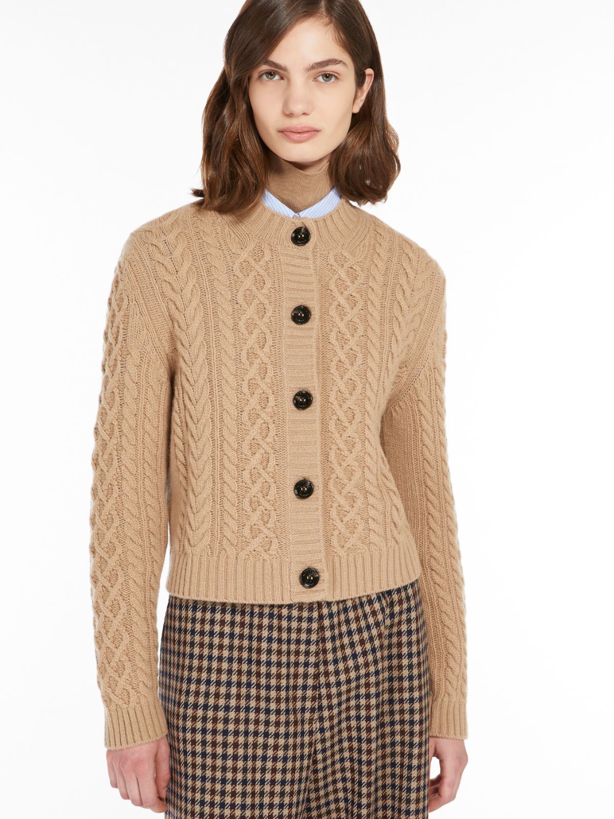 Cable-knit wool cardigan