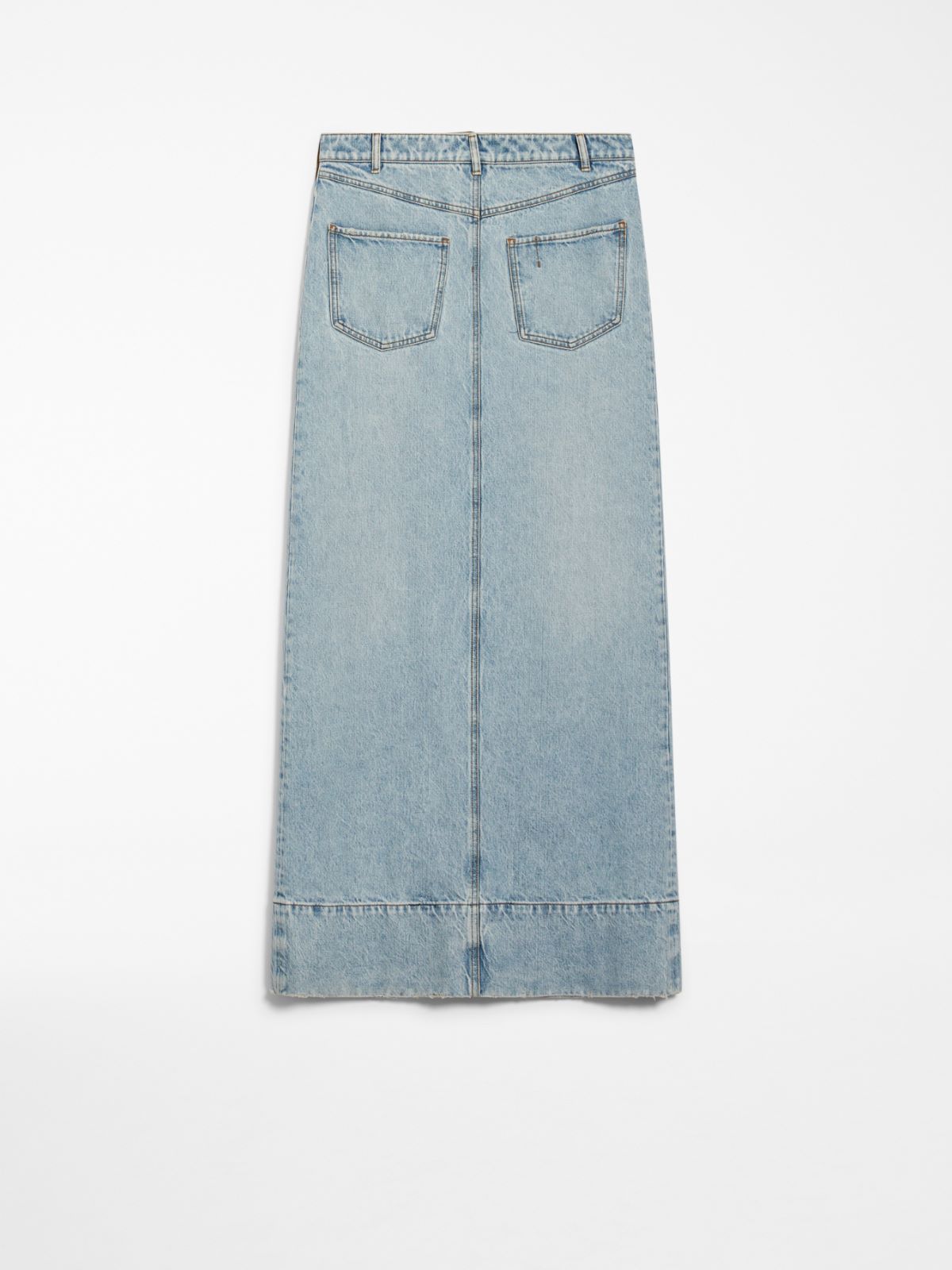 Long skirt in worn denim