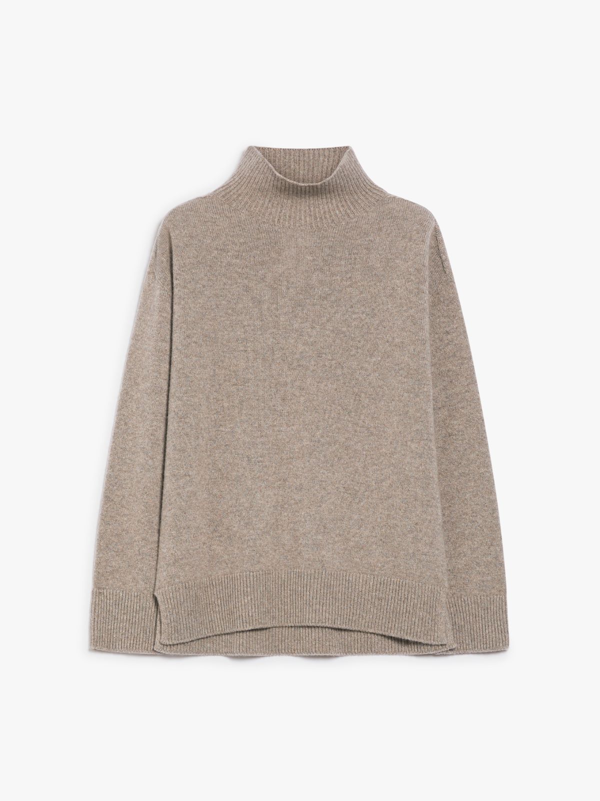 Cashmere yarn turtleneck