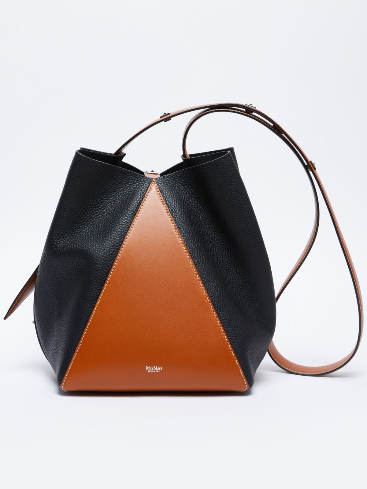 Medium bucket bag in deer-print leather