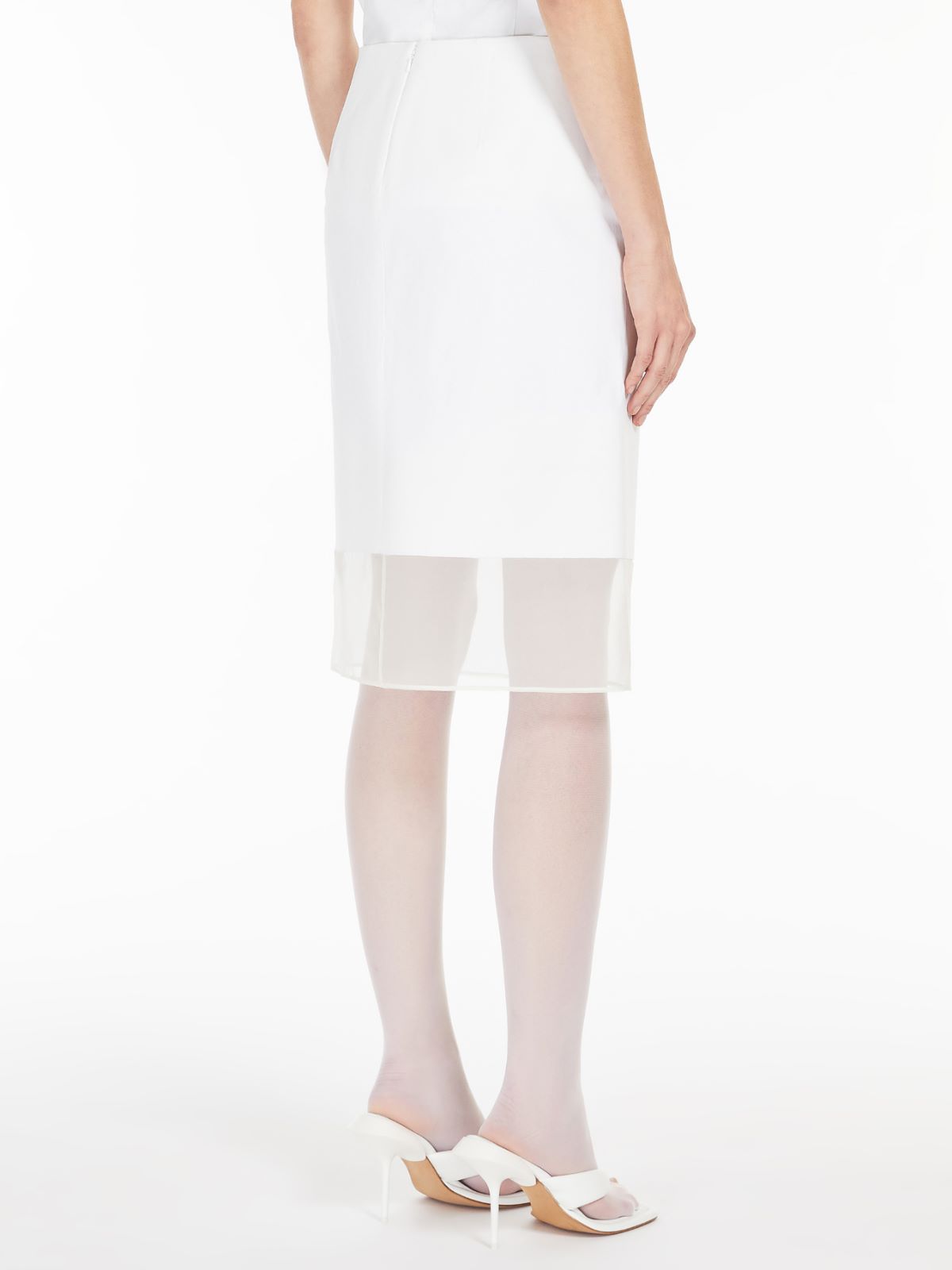 Organza-insert skirt