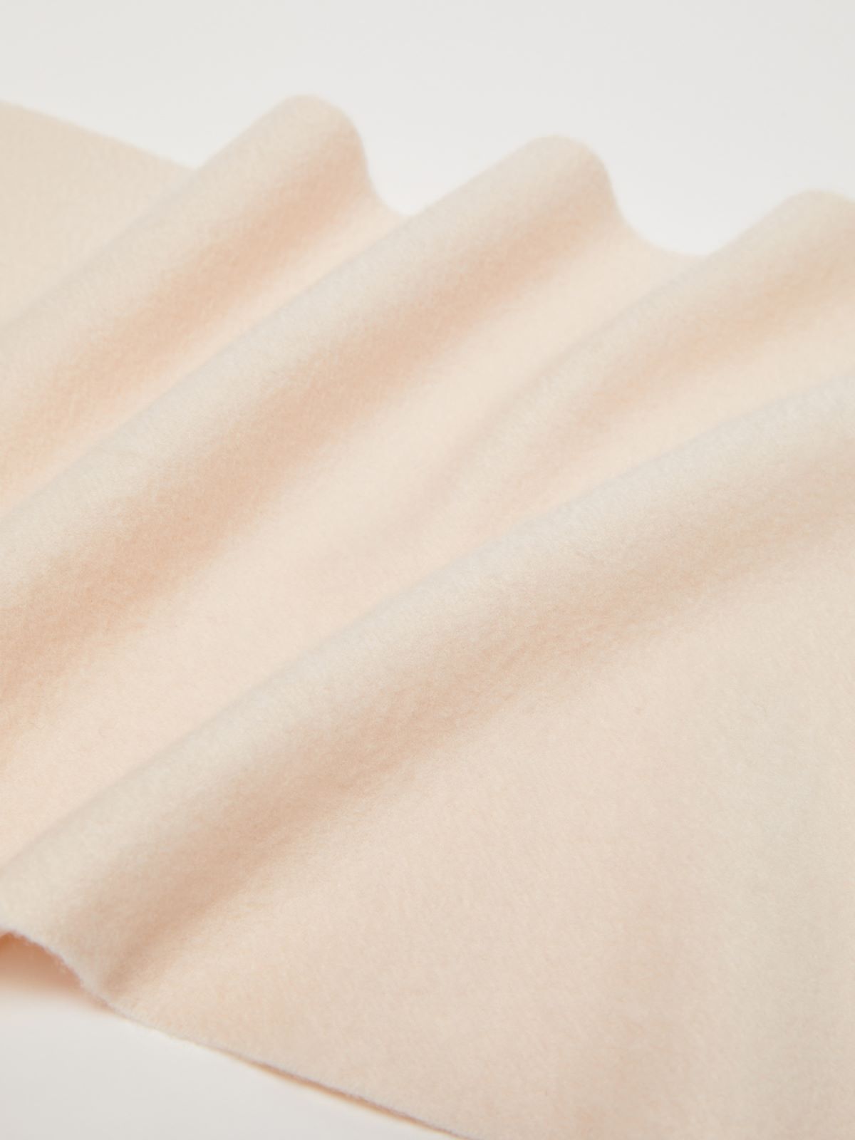 Cashmere stole with embroidery