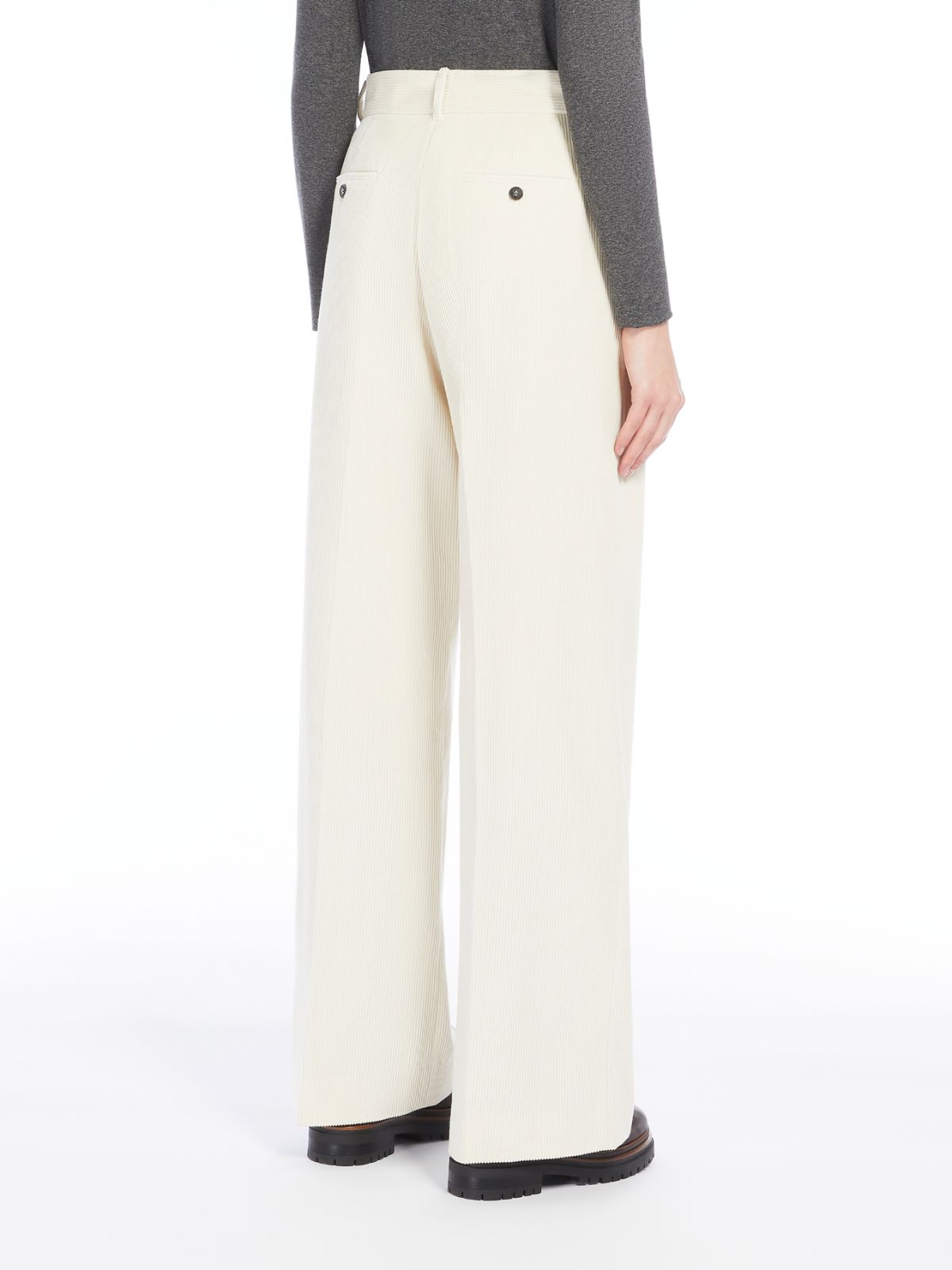 Wide-leg velvet trousers