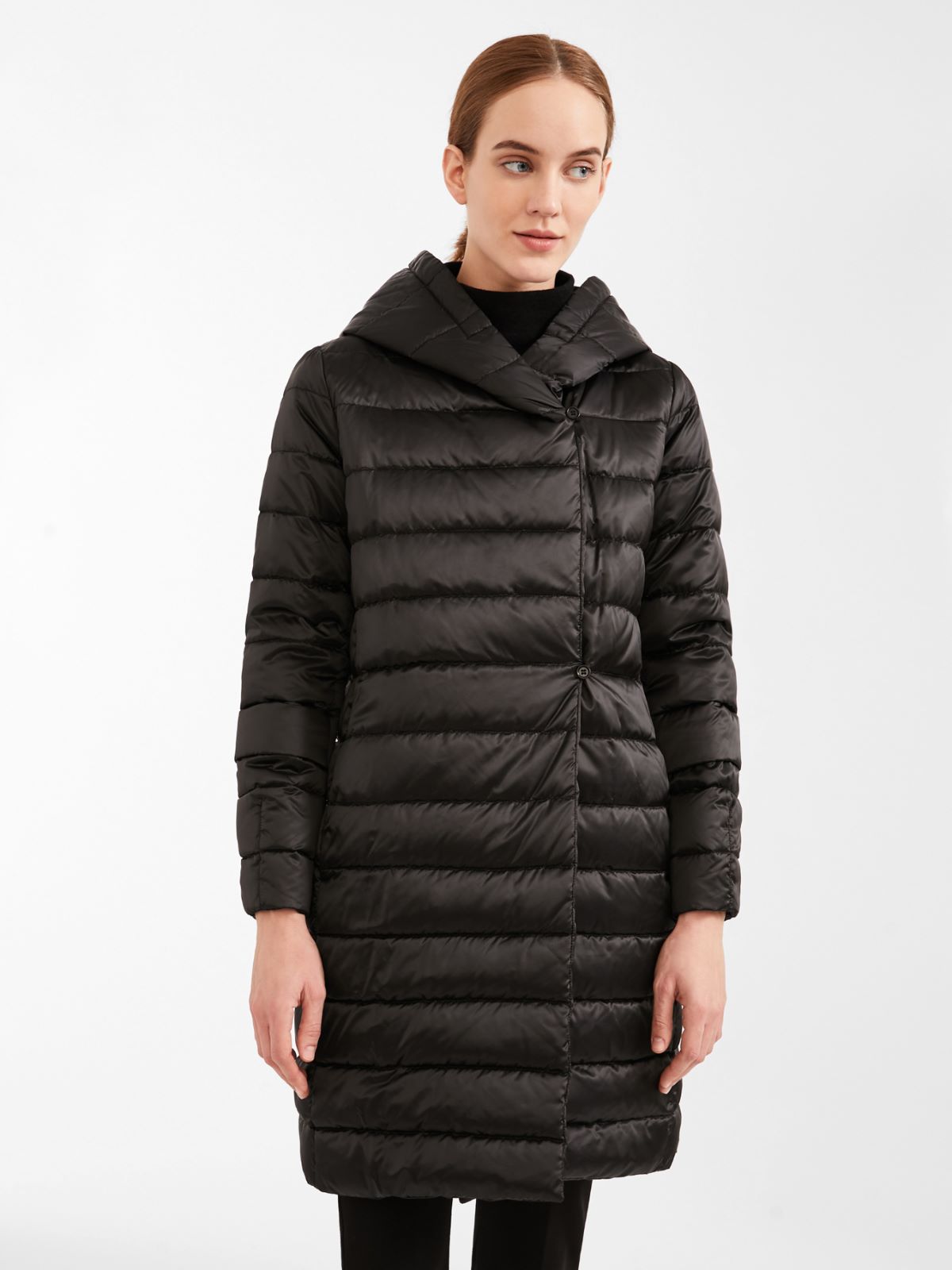 Reversible down jacket in water-repellent satin