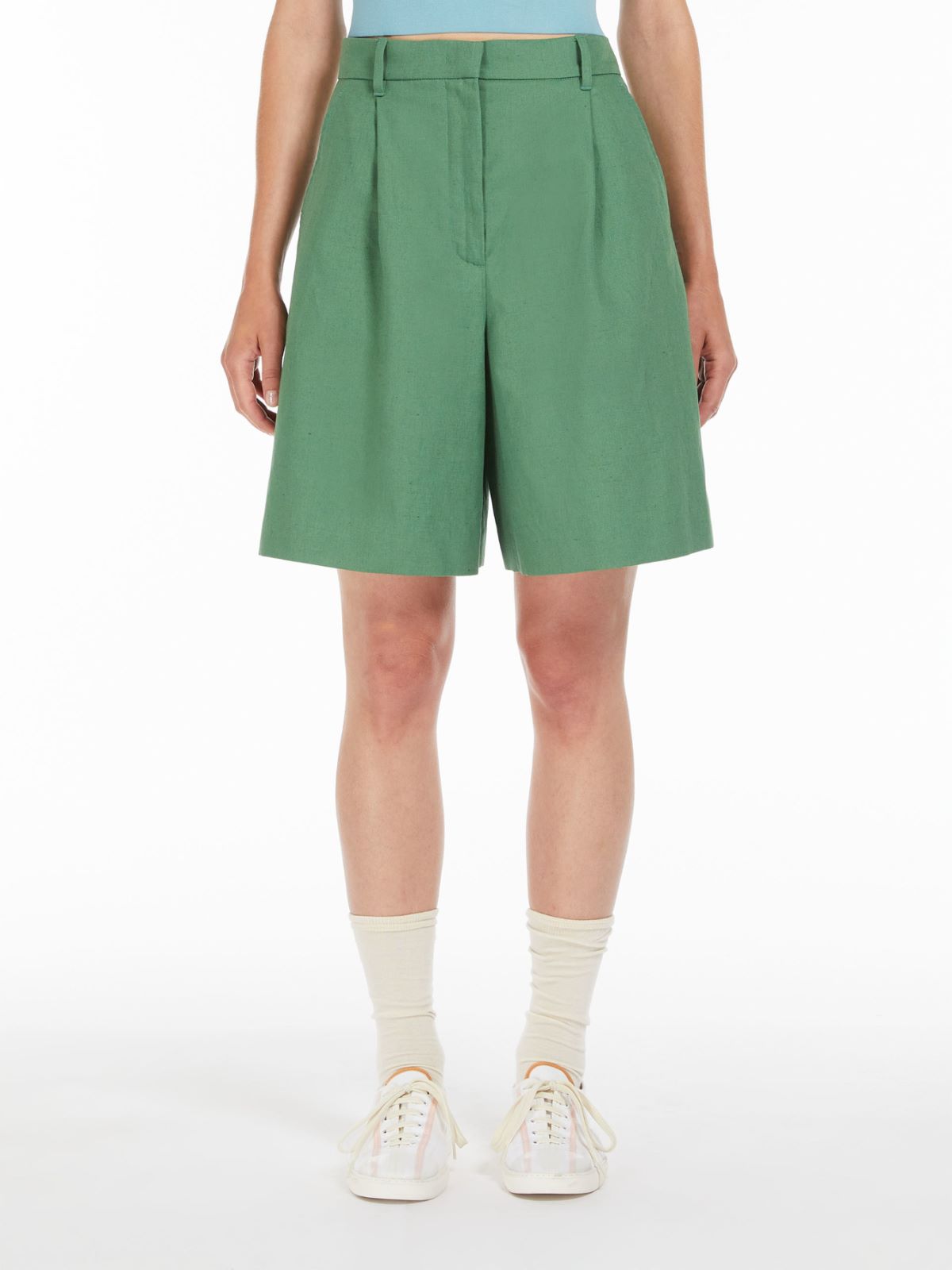 Cotton and linen canvas Bermuda shorts