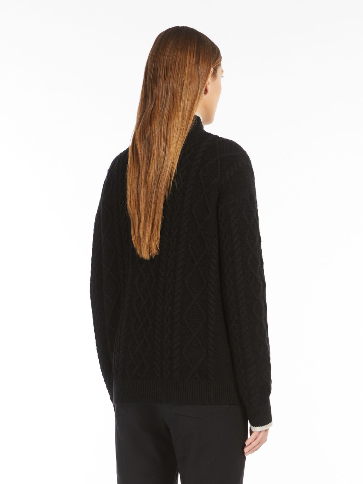 Wool and cashmere jumper
