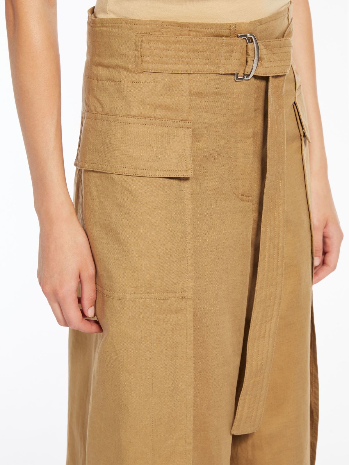 Cotton and linen basketweave trousers