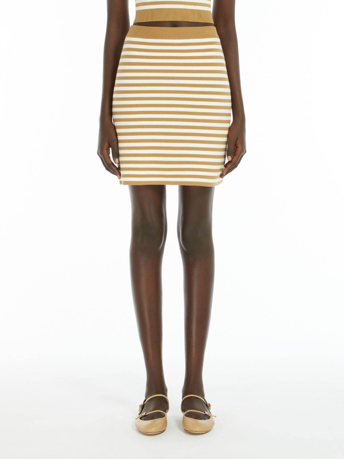 Jacquard yarn mini skirt