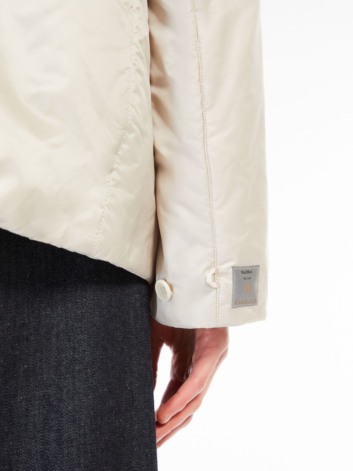 Water-repellent technical canvas travel sweatshirt