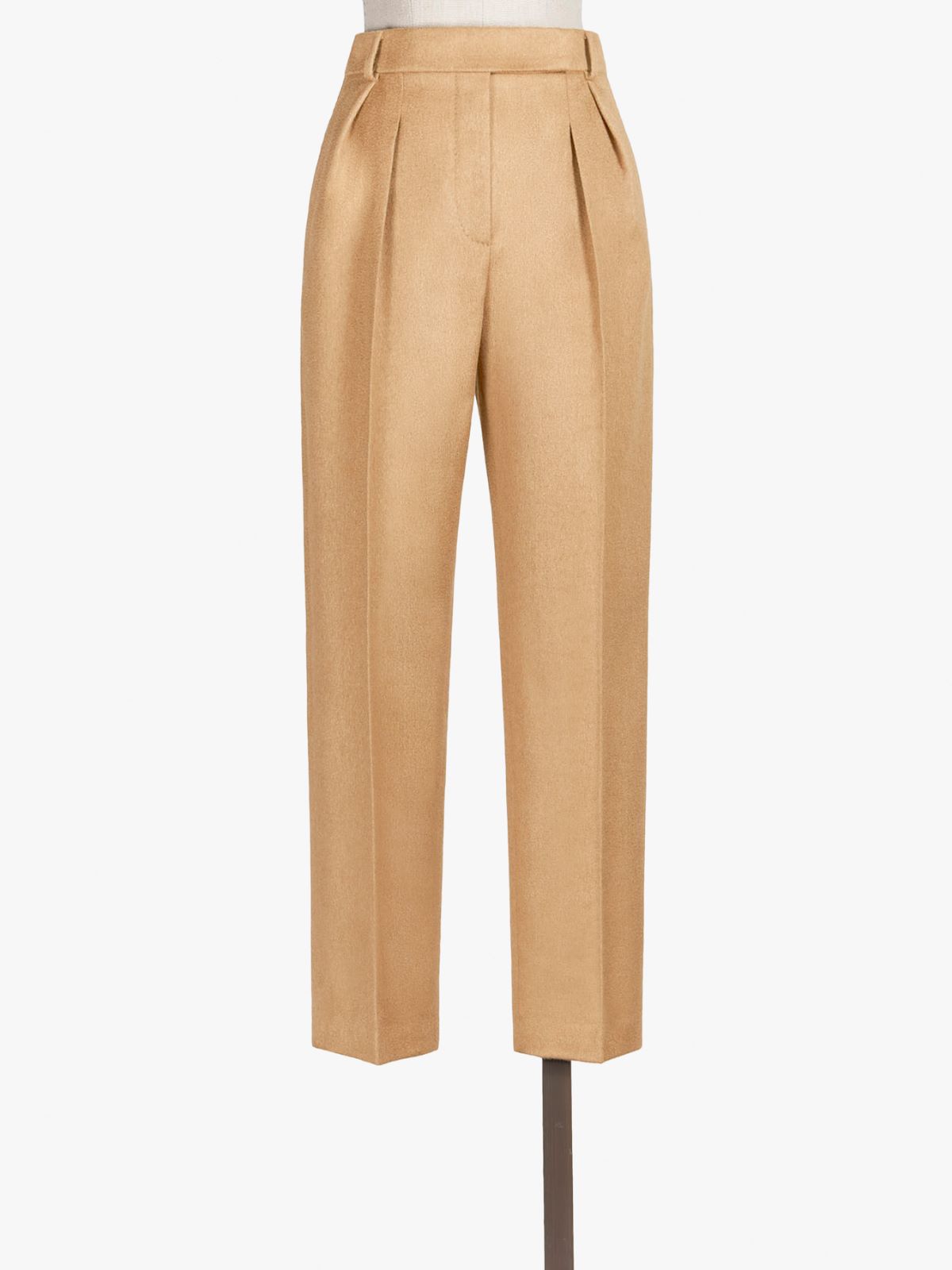 Camel carrot trousers