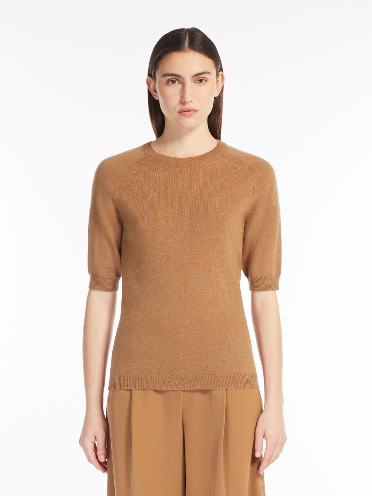 Wool and cashmere knit jumper