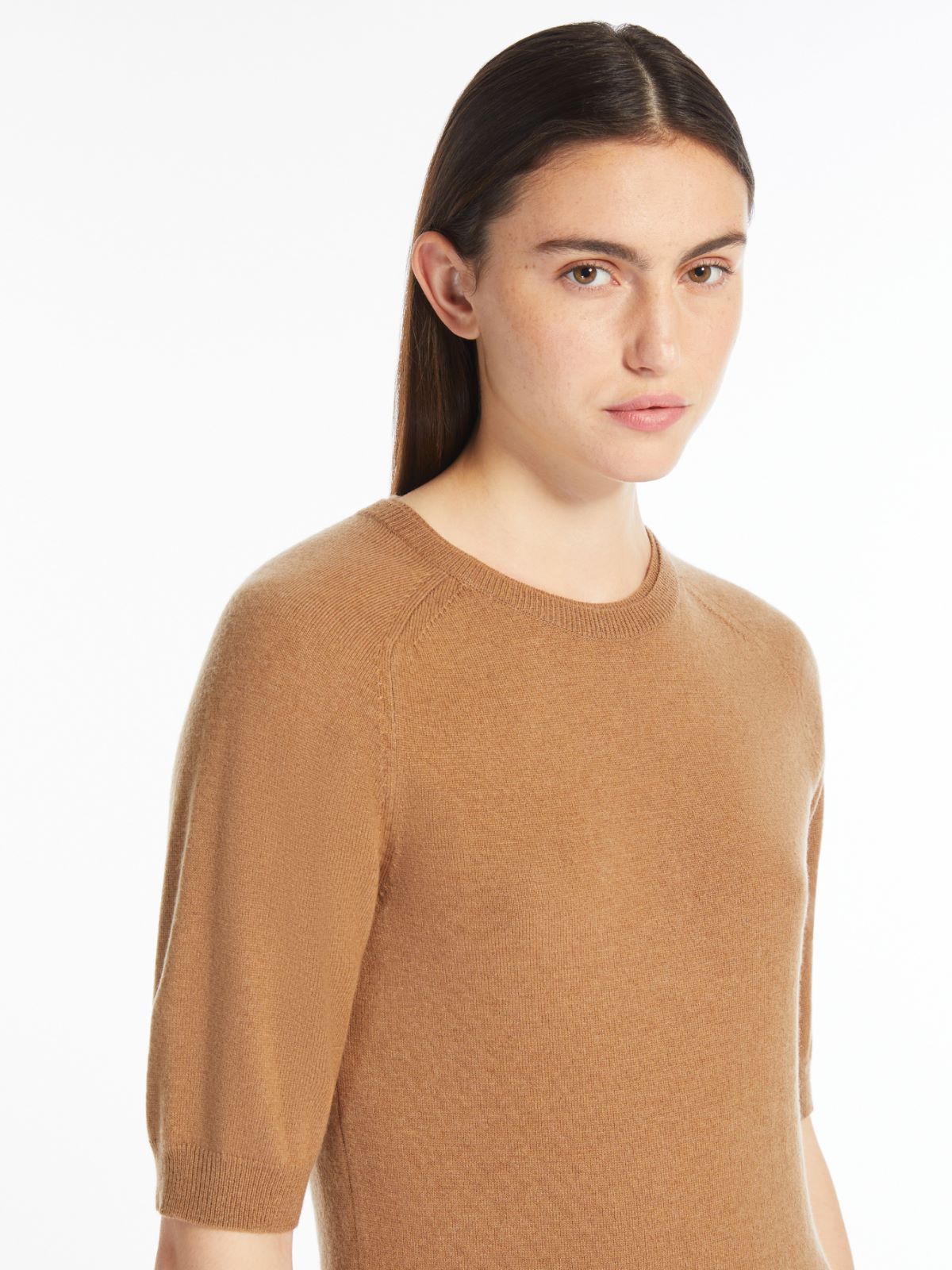 Wool and cashmere knit jumper