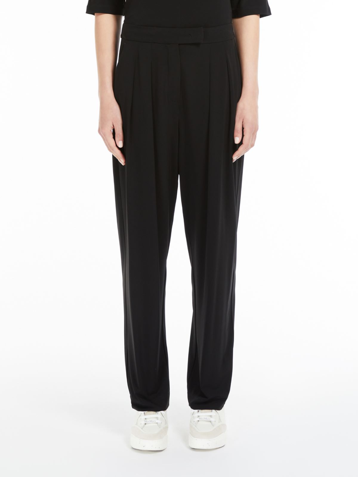 Jersey crepe carrot trousers