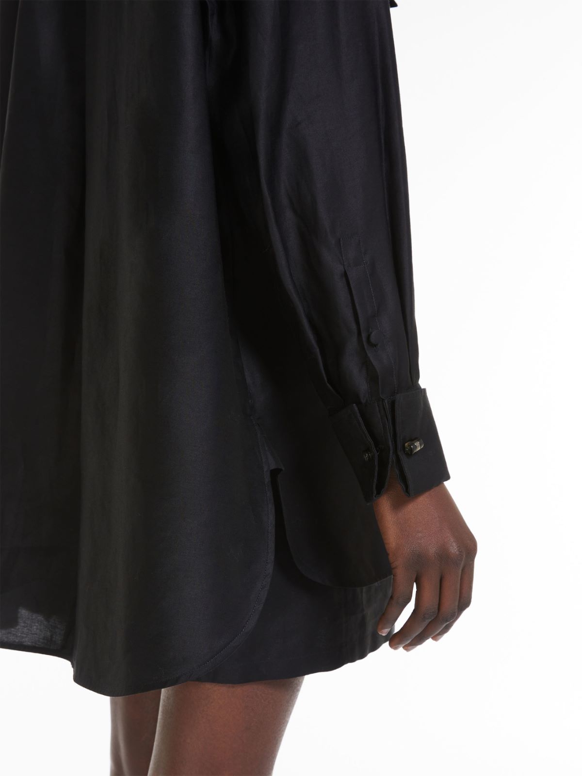 Oversize men’s-style cotton shirt