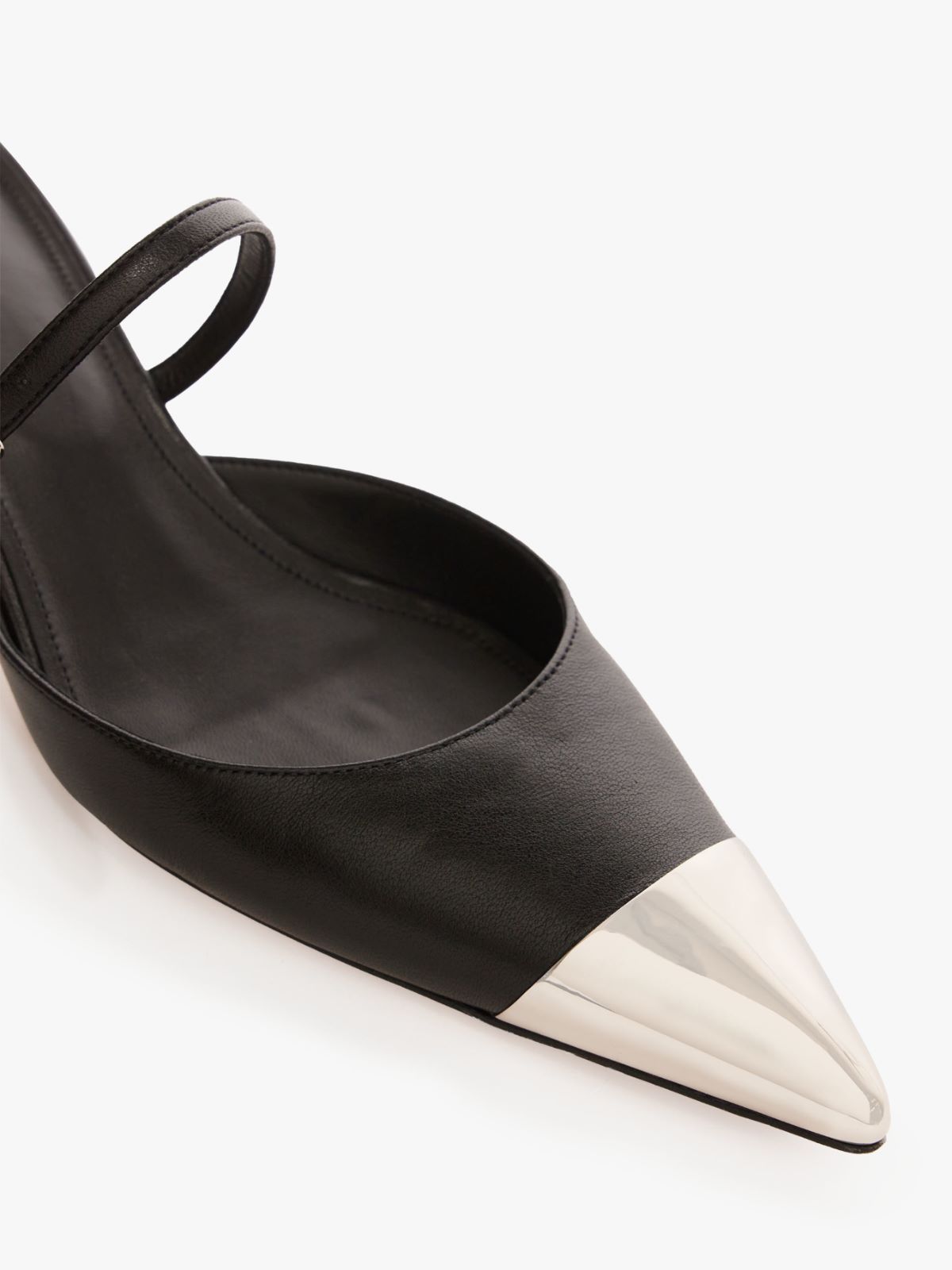 Metal-toe mules