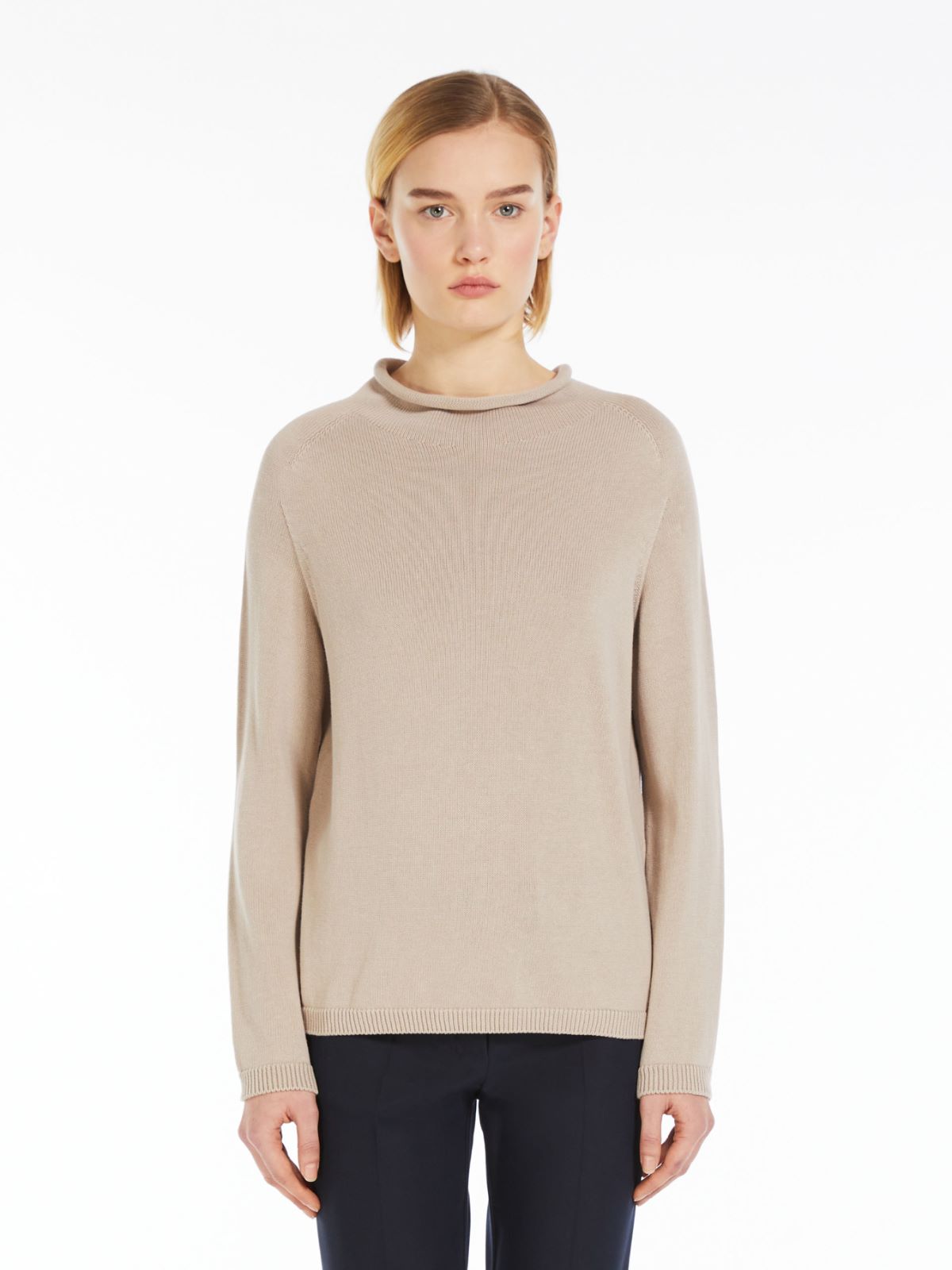 Cotton yarn polo-neck sweater