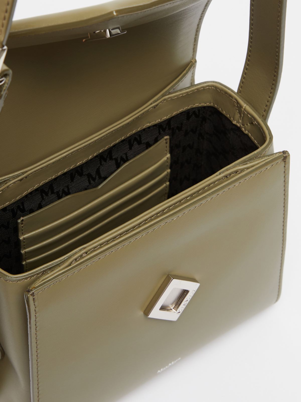 Smooth leather crossbody MM Bag