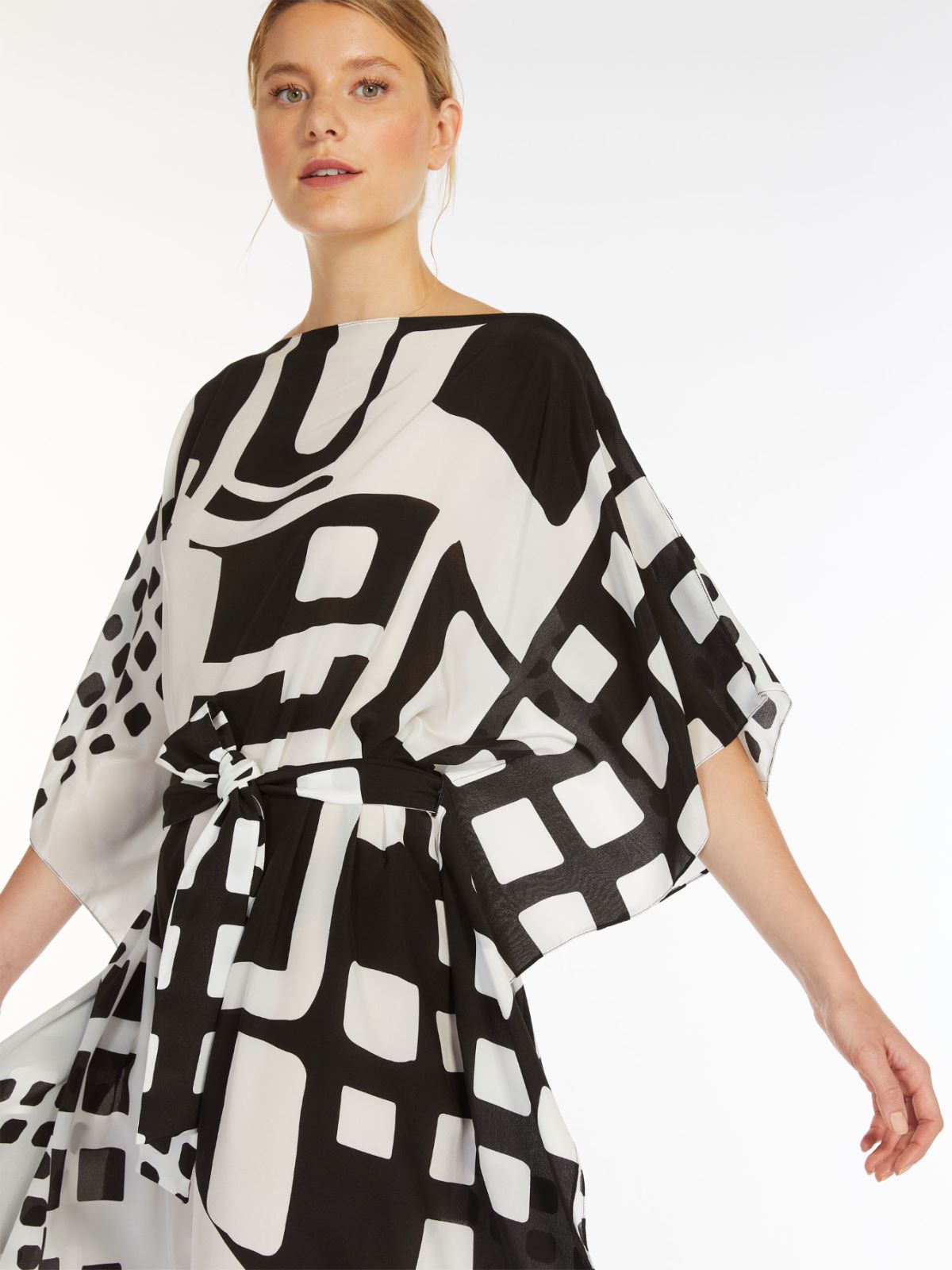 Printed crepe de chine kaftan