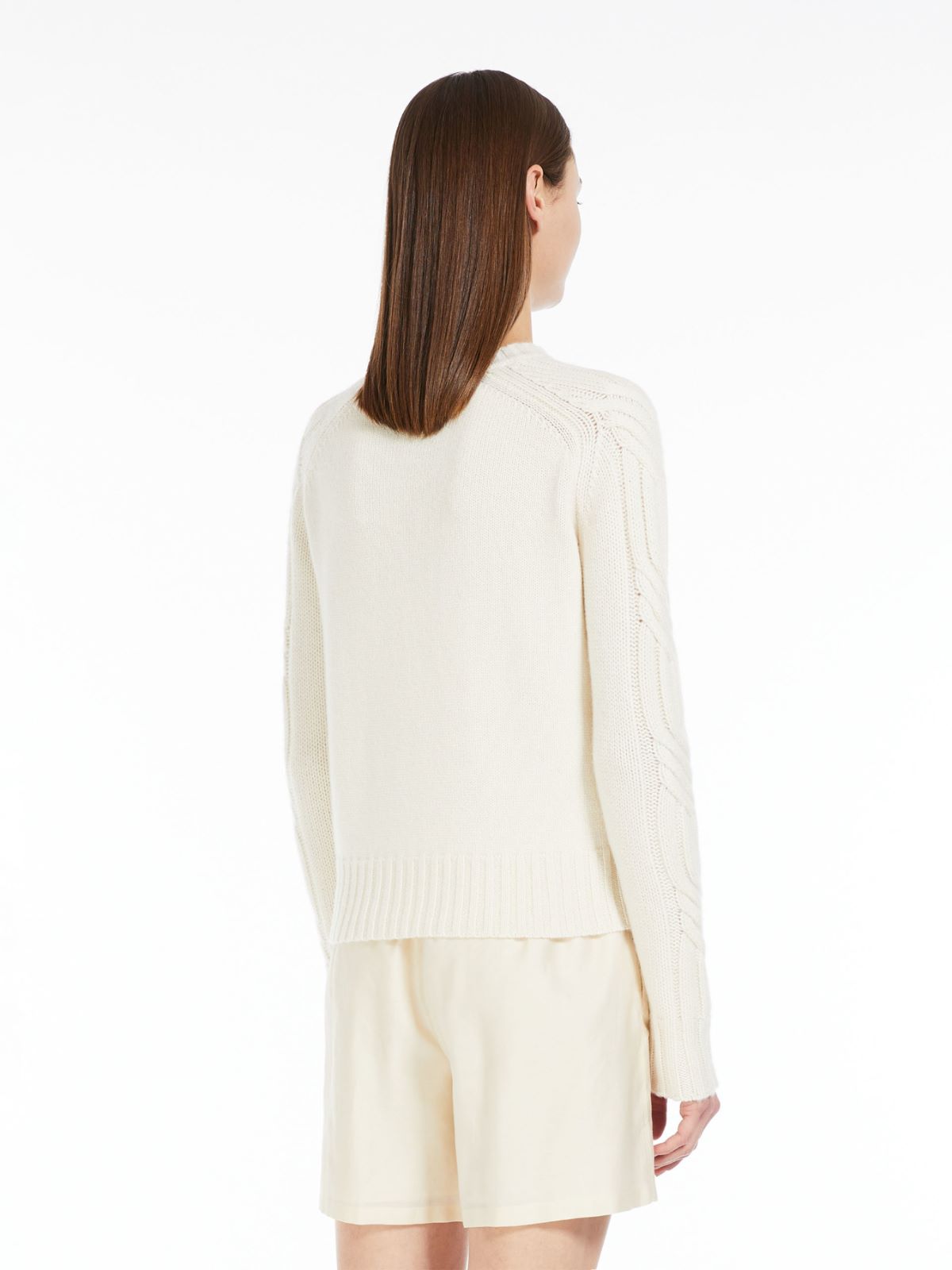 Pure cashmere crew-neck jumper