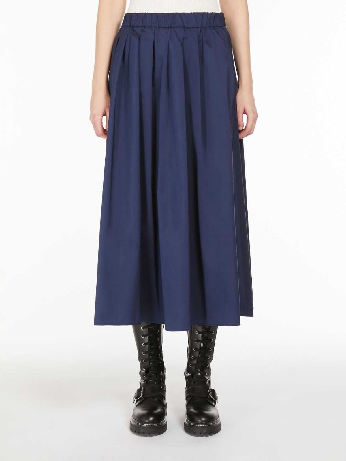 Full taffeta skirt