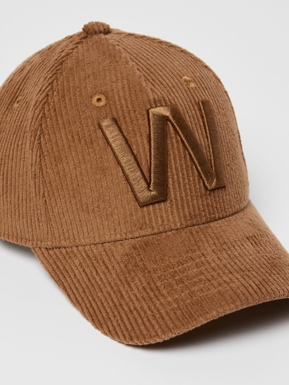 Velvet baseball cap