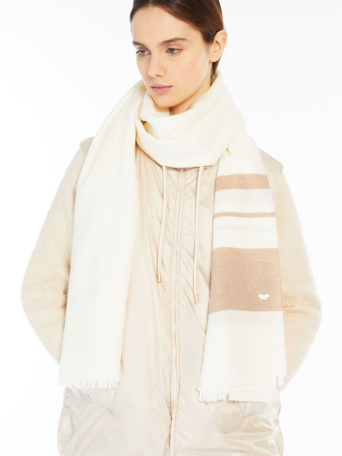 Striped wool scarf