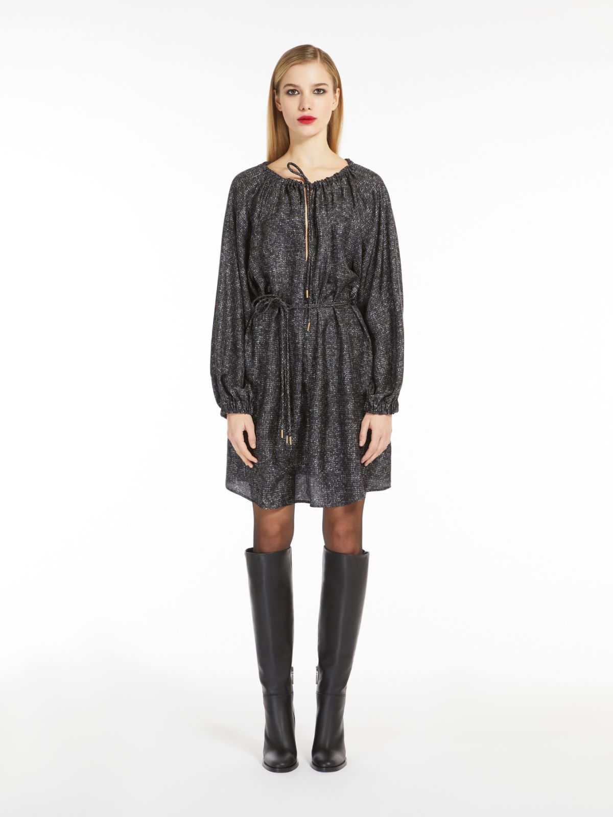 Short printed twill dress