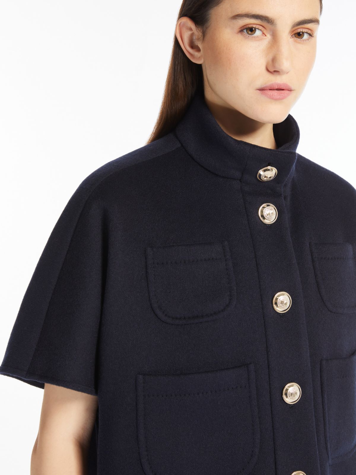 Cashmere cropped cape