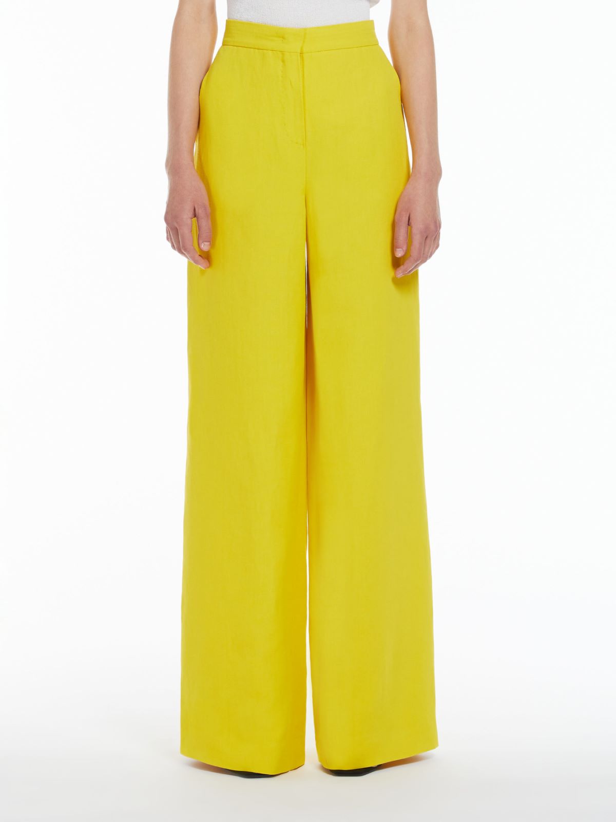 Flowing viscose and linen trousers