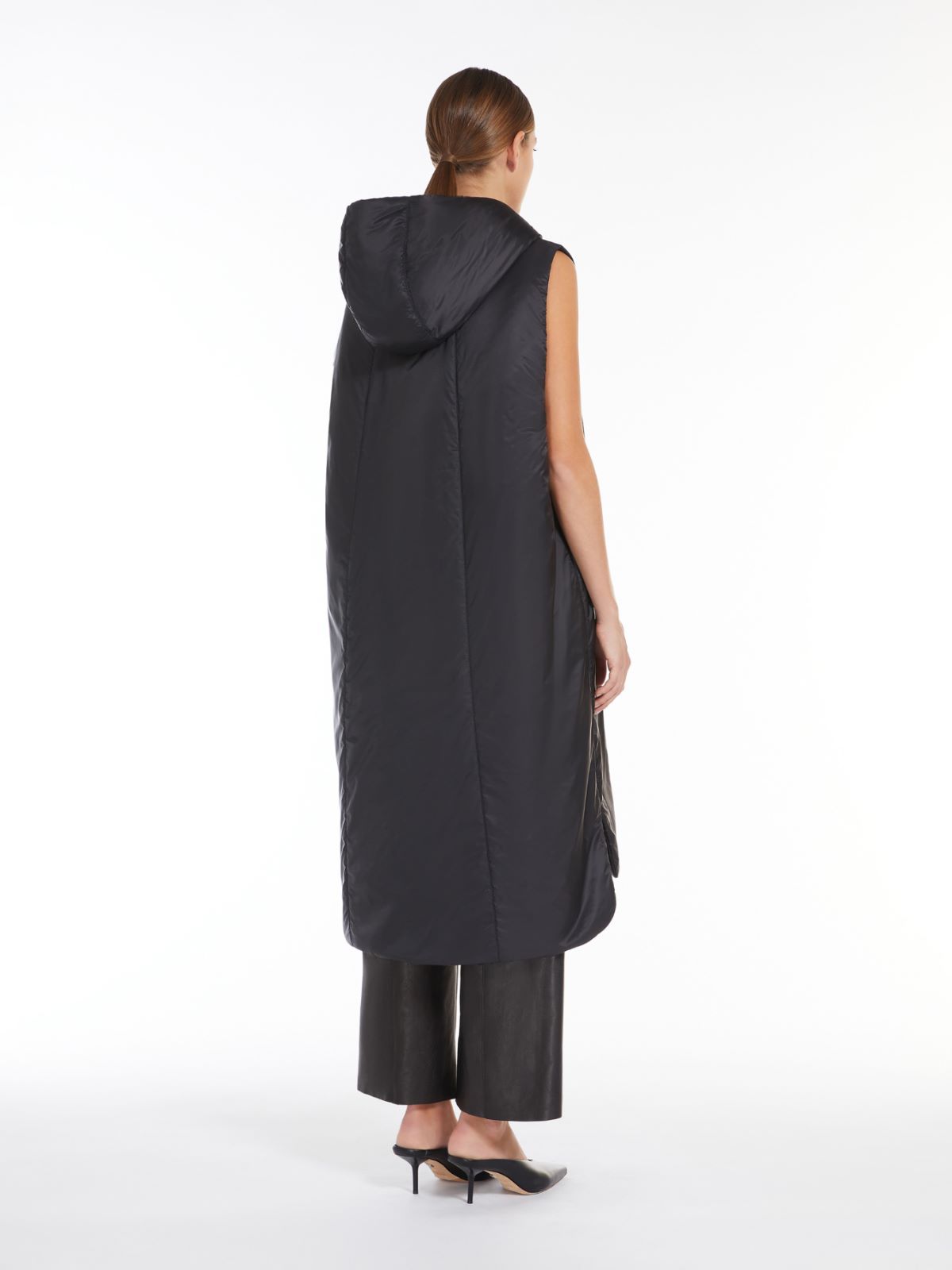 Long reversible gilet in water-repellent fabric