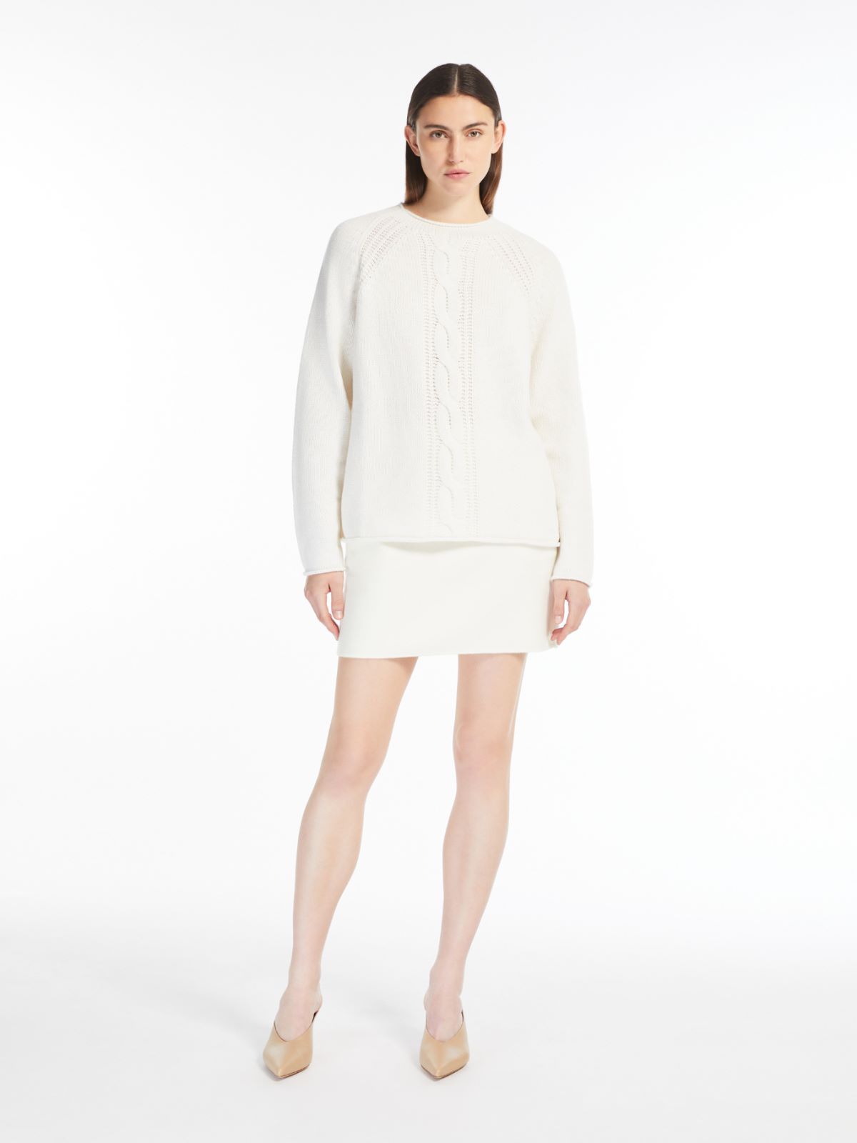 Cashmere yarn jumper