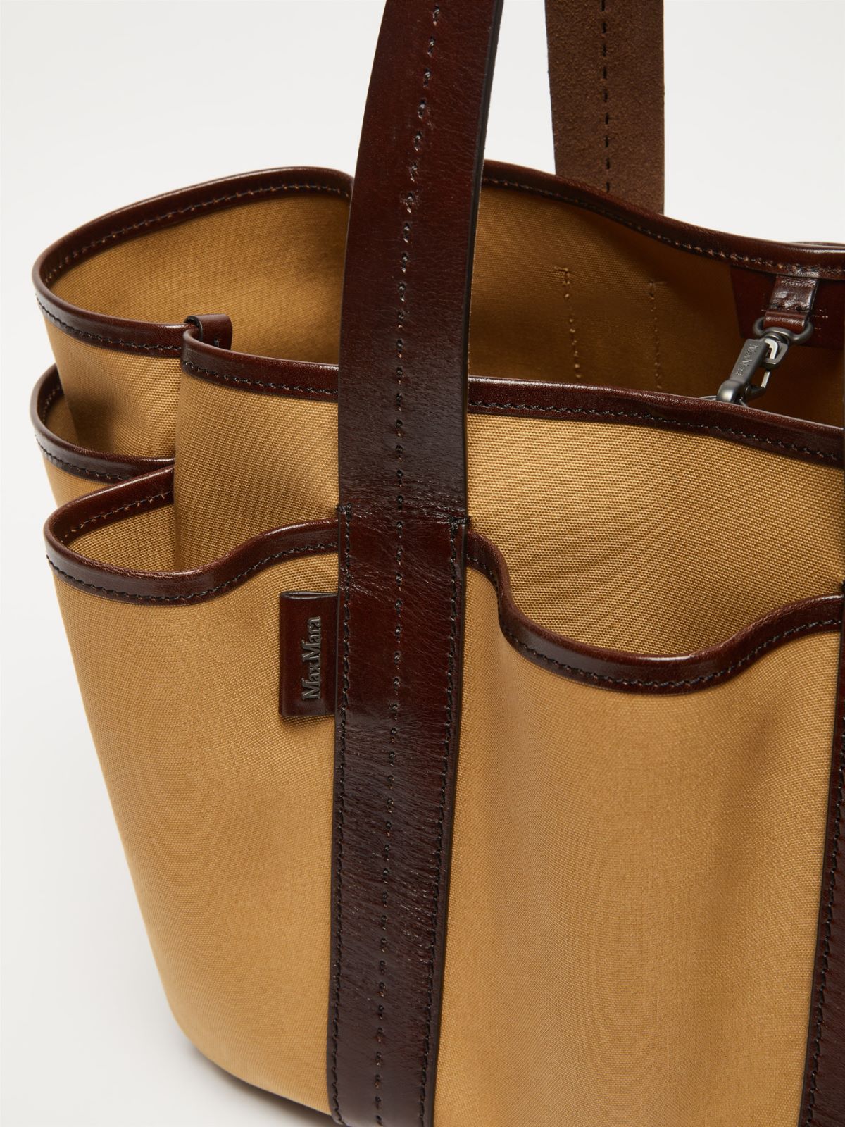 Canvas and leather Giardiniera tote bag