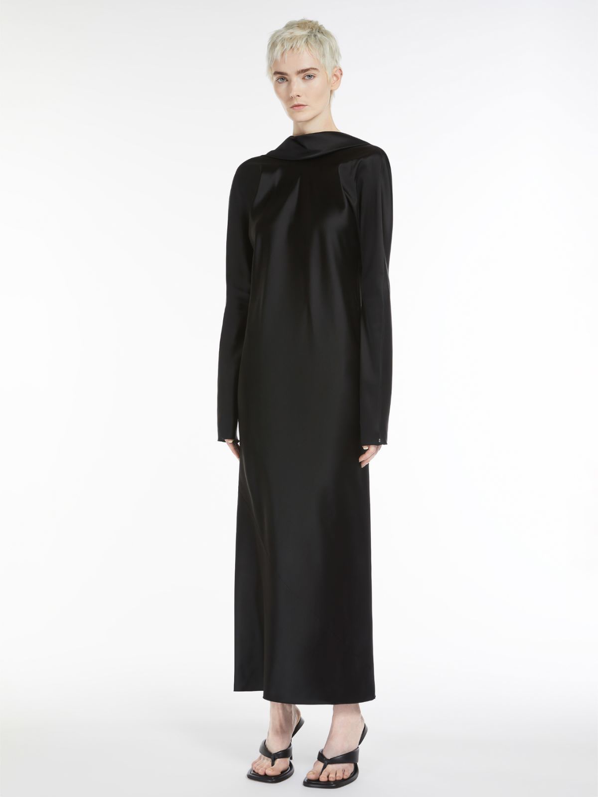 Compact satin kimono dress