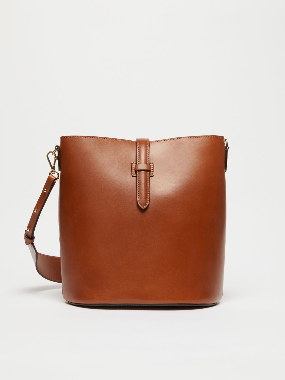 Leather bucket bag