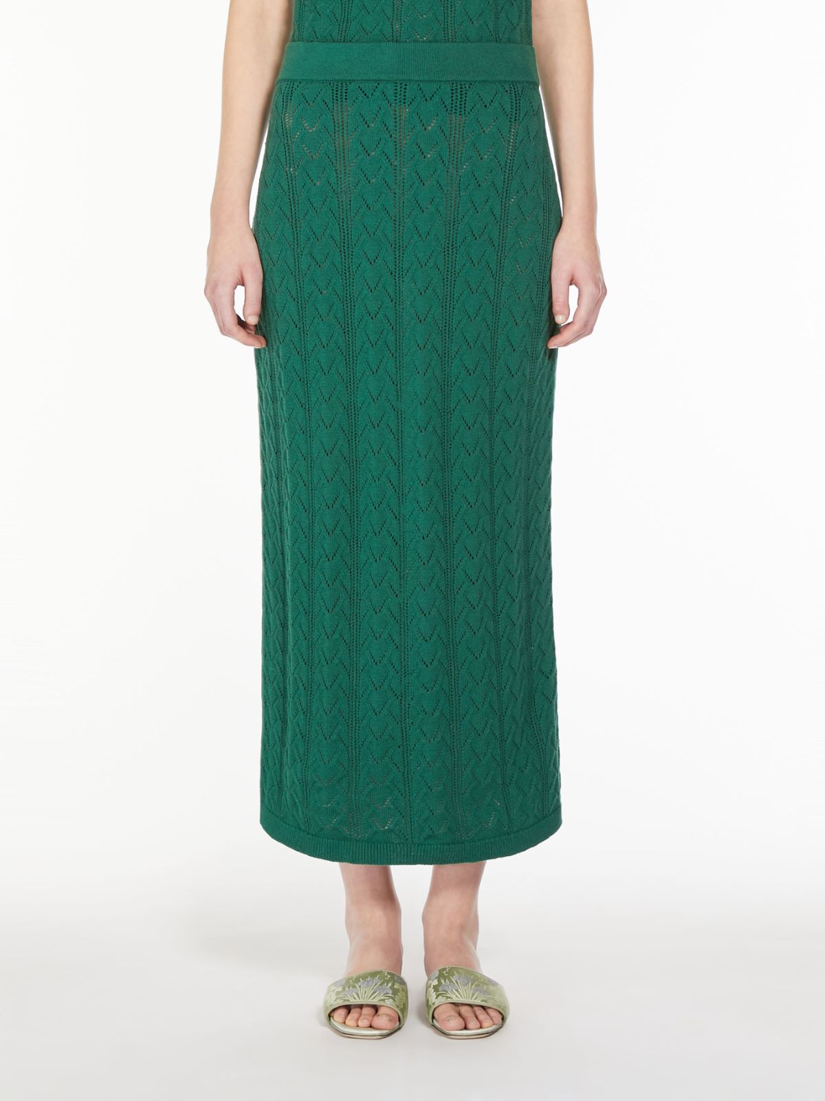 Crochet-knit cotton yarn skirt