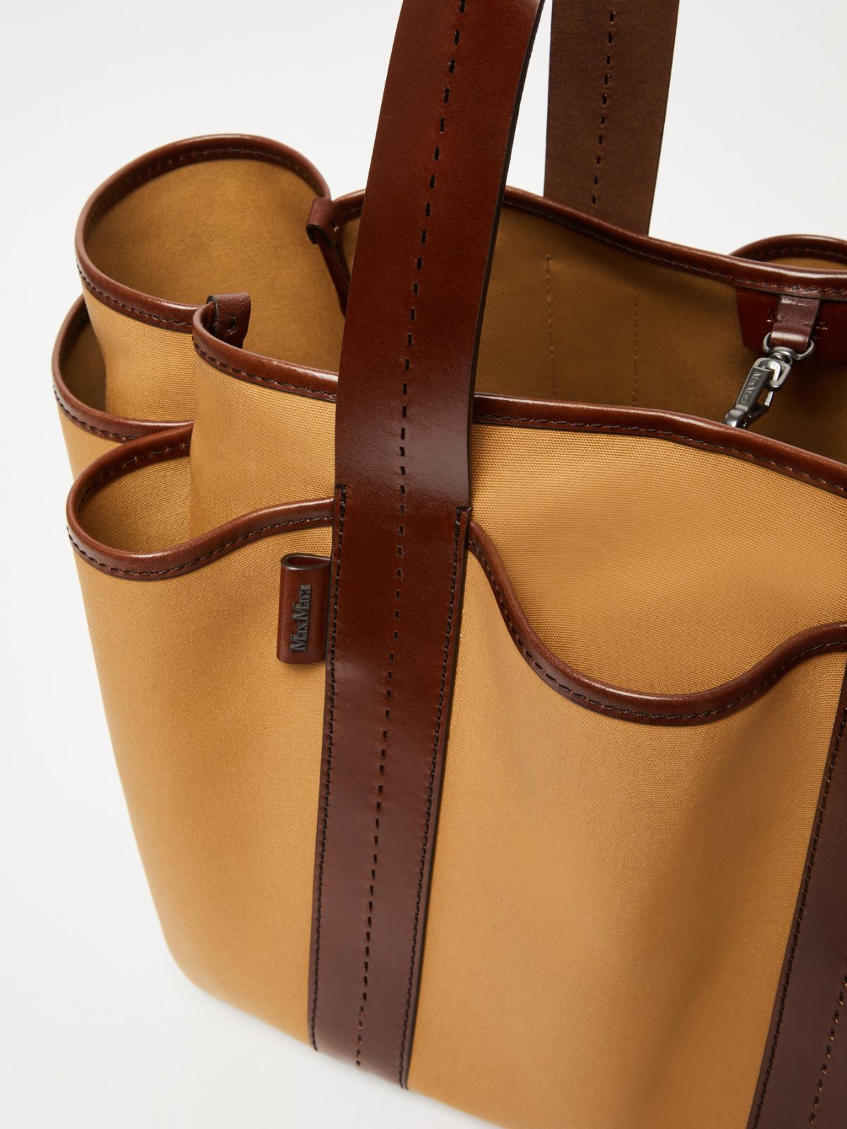 Canvas and leather Giardiniera tote bag