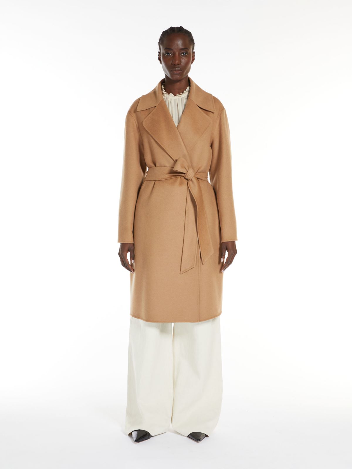 Wool, silk and cashmere coat