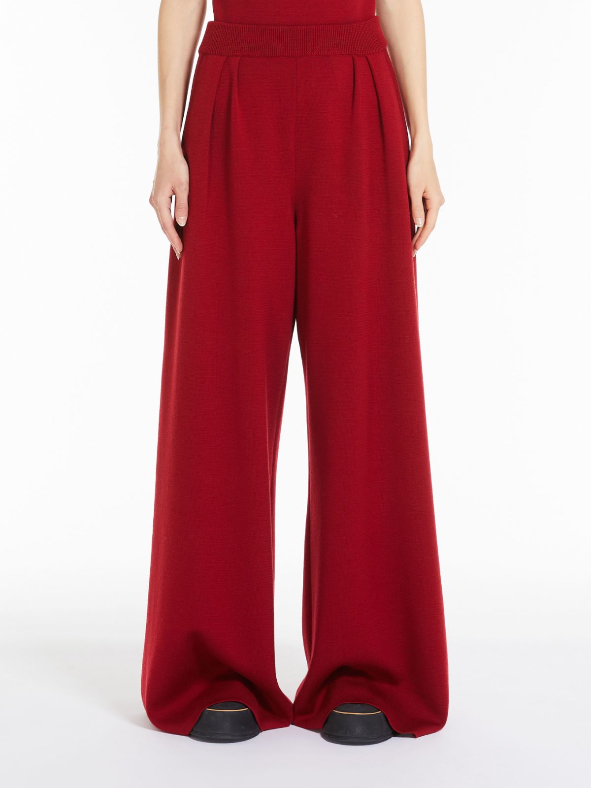 Wide-leg wool trousers