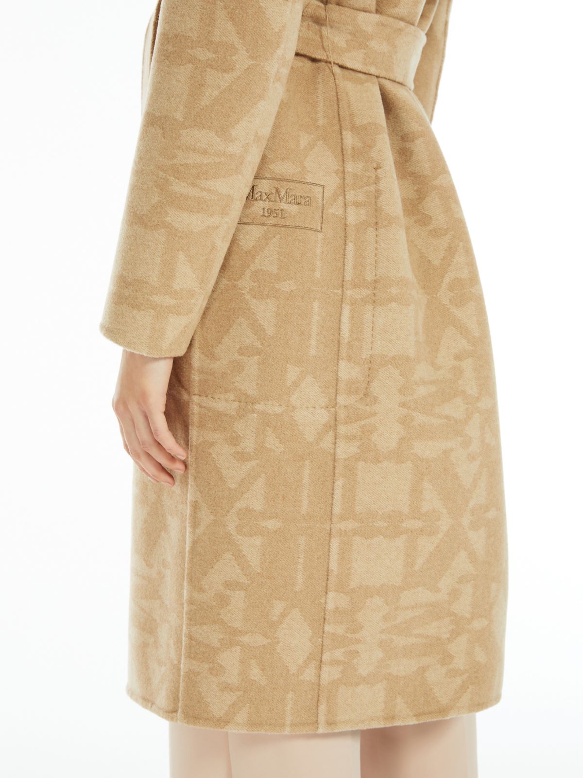 Reversible camel coat